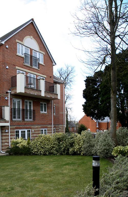 Basingstoke Apartments - Westlands House, City Centre, Home-From-Home Exteriör bild